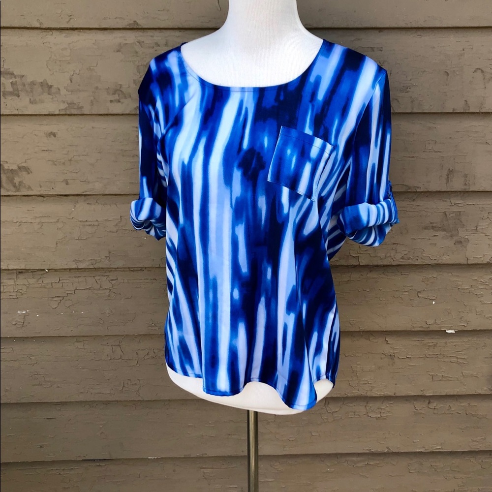 ☀️☀️☀️ 4/$20 Calvin Klein tie dye stripe top!